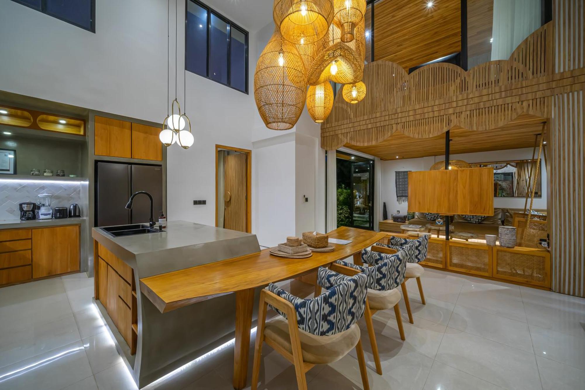 Villa Arunika - Stylish Tropical 2Br Villa Close To Nyanyi Beach! Selemadeg Dış mekan fotoğraf